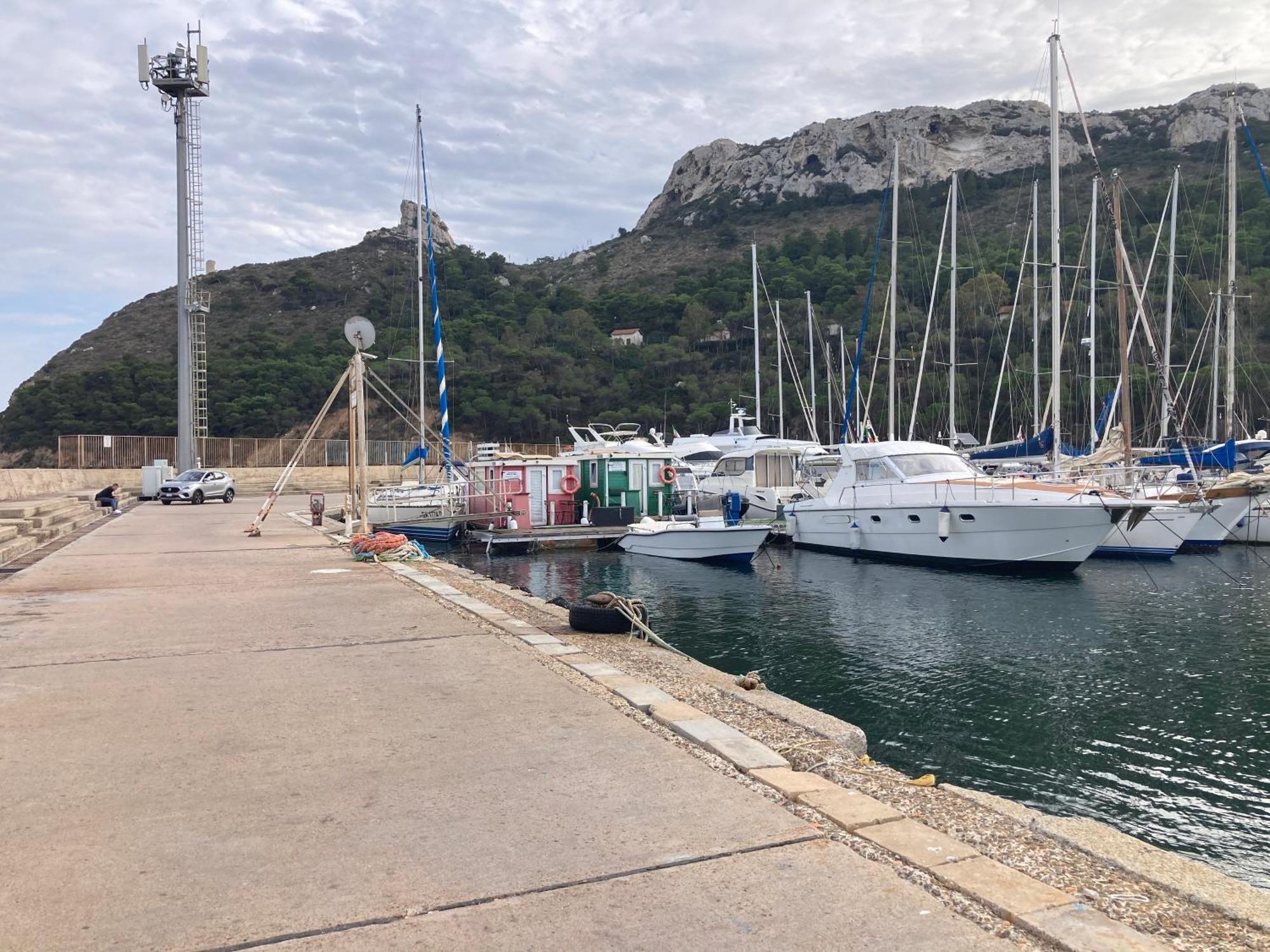 卡利亚里 House Boat R Al Poetto 2 Pax Piu' 1酒店 外观 照片